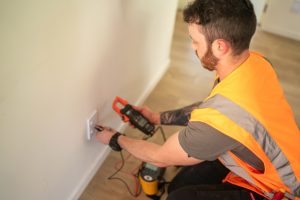 3 Signs You Need to Schedule an Electrical Inspection